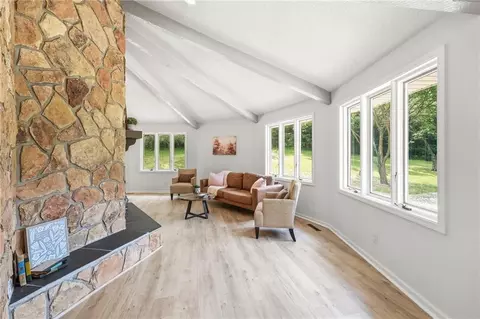 Living - 19607 Fightmaster Rd, Trimble, MO 64492 photo 2 of 7