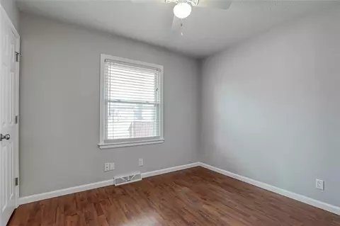 Bedroom - 613 NE Corder St, Lees Summit, MO 64063 photo 2 of 3