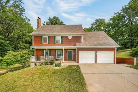 12639 NW Buck Creek Dr, Kansas City, MO 64152