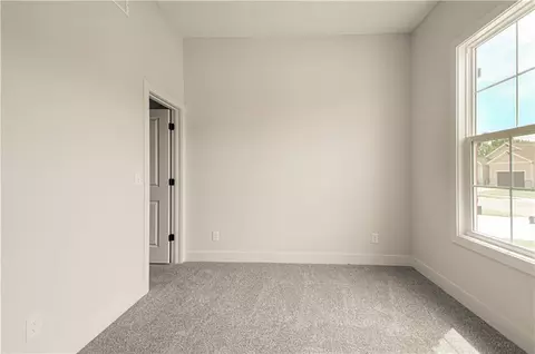 Bedroom - 1152 SW Whitby Dr, Lees Summit, MO 64083 photo 4 of 10