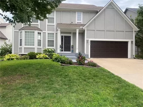 2617 W Whitney St, Olathe, KS 66061