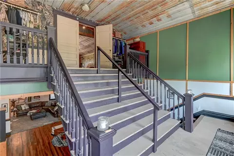 Entry Way - 402 Rulo St, Bigelow, MO 64437 photo 4 of 8
