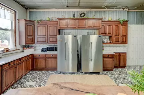 Kitchen - 402 Rulo St, Bigelow, MO 64437 photo 8 of 8