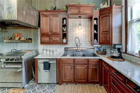 Kitchen - 402 Rulo St, Bigelow, MO 64437 photo 2 of 8