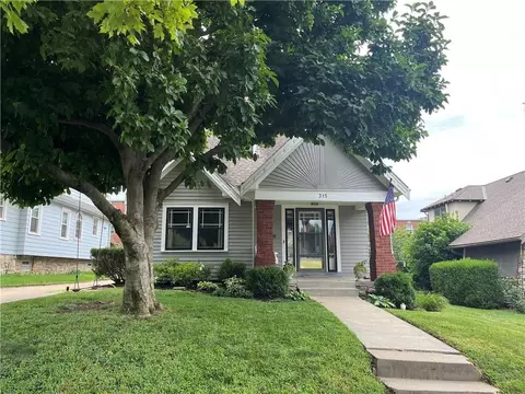 315 E 70th Ter, Kansas City, MO 64113