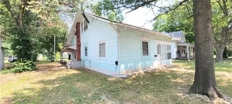 Other - 716 E Lincoln St, Iola, KS 66749 photo 2 of 12
