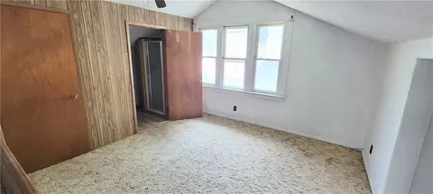 Bedroom - 716 E Lincoln St, Iola, KS 66749 photo 4 of 6