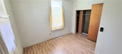 Bedroom - 716 E Lincoln St, Iola, KS 66749 photo 3 of 6