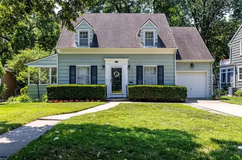 1117 W 76 St, Kansas City, MO 64114