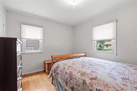 Bedroom - 4009 S Spring St, Independence, MO 64055 photo 3 of 9