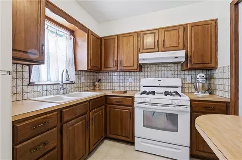 Kitchen - 4009 S Spring St, Independence, MO 64055 photo 1 of 3