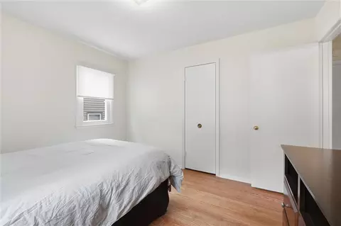 Bedroom - 4009 S Spring St, Independence, MO 64055 photo 5 of 9