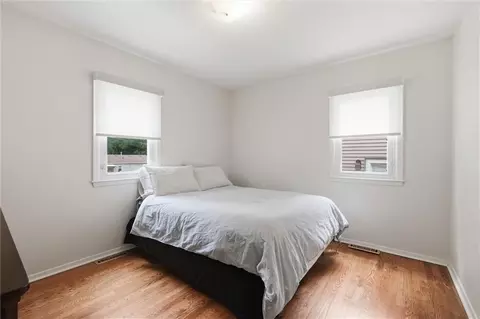 Bedroom - 4009 S Spring St, Independence, MO 64055 photo 4 of 9