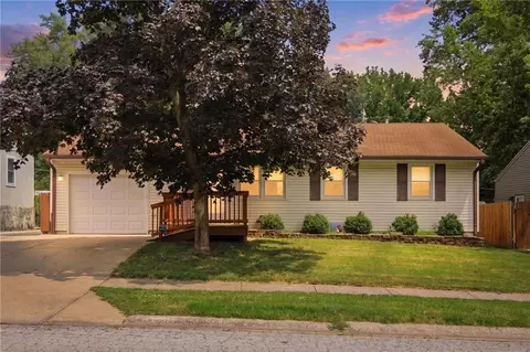 Exterior - 4009 S Spring St, Independence, MO 64055 photo 10 of 10