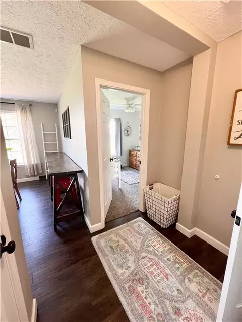 Entry Way - 148 SW 301 Rd, Centerview, MO 64019 photo 2 of 8