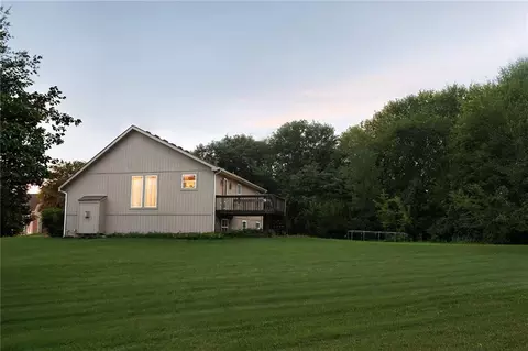 Exterior - 611 Timber Crest Ct, Raymore, MO 64083 photo 3 of 8