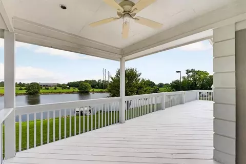 Exterior - 1328 E Walnut St, Raymore, MO 64083 photo 6 of 9