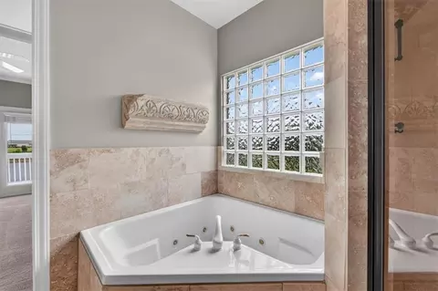 Bath - 1328 E Walnut St, Raymore, MO 64083 photo 5 of 7