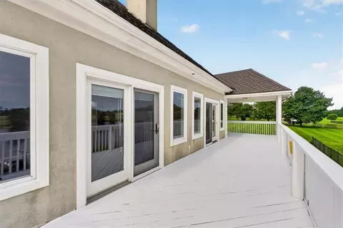 Exterior - 1328 E Walnut St, Raymore, MO 64083 photo 5 of 9