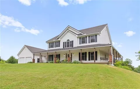 9133 Coronado Cir, De Soto, KS 66018
