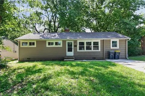 11407 Richmond Ave, Kansas City, MO 64134