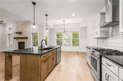 Kitchen - 819 Old Paint Rd, Raymore, MO 64083 photo 2 of 2