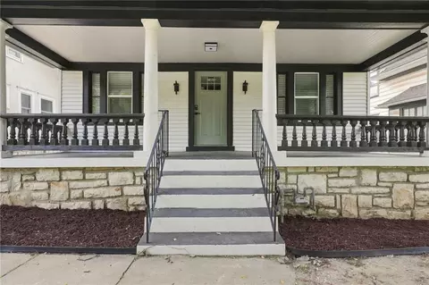 5604 Paseo Blvd, Kansas City, MO 64110