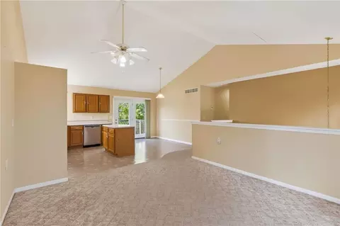 Living - 413 Elm St, Polo, MO 64671 photo 2 of 3