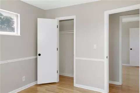 Bedroom - 16104 E 32nd St, Independence, MO 64055 photo 8 of 11