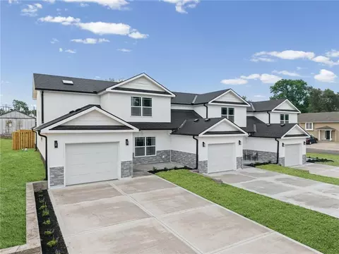 Exterior - 115 E 3rd St, Lawson, MO 64062 photo 4 of 17