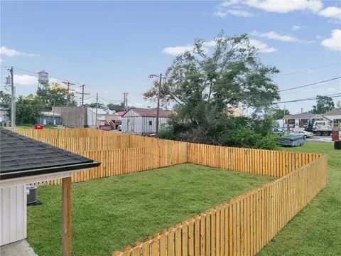 Exterior - 115 E 3rd St, Lawson, MO 64062 photo 7 of 17