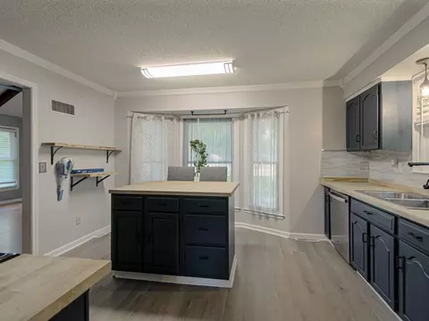Kitchen - 406 Meadow Ln, Raymore, MO 64083 photo 2 of 2