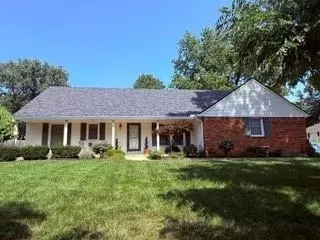 9239 Switzer Rd, Overland Park, KS 66214