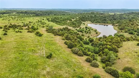View/Area - 1460 E 250 Rd, Lecompton, KS 66050 photo 3 of 9