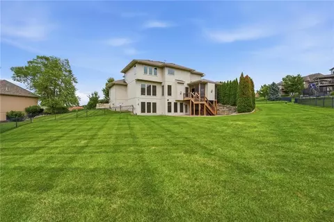 Exterior - 324 NW Thoreau Cir, Lees Summit, MO 64081 photo 8 of 13