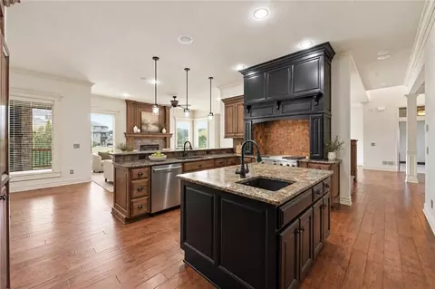 Kitchen - 324 NW Thoreau Cir, Lees Summit, MO 64081 photo 8 of 11