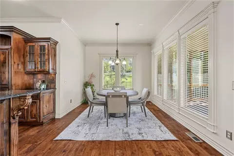 Dining - 324 NW Thoreau Cir, Lees Summit, MO 64081 photo 1 of 1