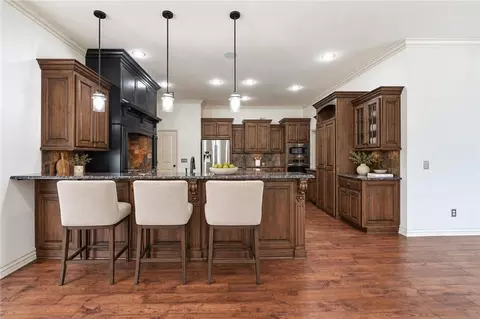 Kitchen - 324 NW Thoreau Cir, Lees Summit, MO 64081 photo 2 of 11