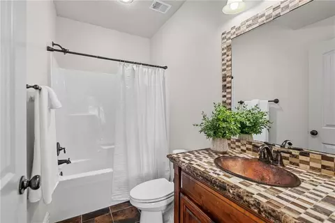 Bath - 324 NW Thoreau Cir, Lees Summit, MO 64081 photo 7 of 7