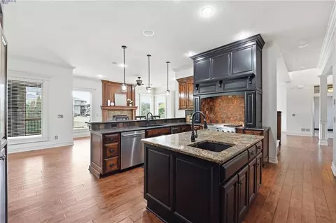 Kitchen - 324 NW Thoreau Cir, Lees Summit, MO 64081 photo 5 of 8