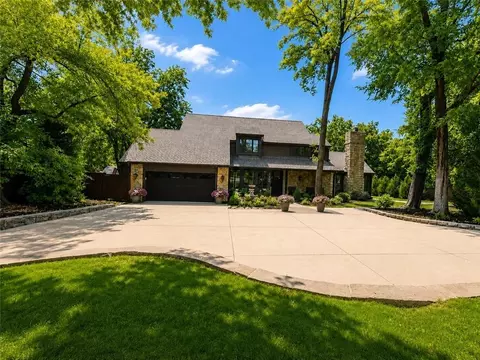 3505 Shawnee Mission Pkwy, Fairway, KS 66205