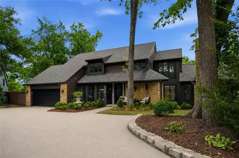 3505 Shawnee Mission Pkwy, Fairway, KS 66205