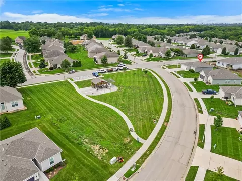 View/Area - 2104 Crestview Pl, Raymore, MO 64083 photo 8 of 8