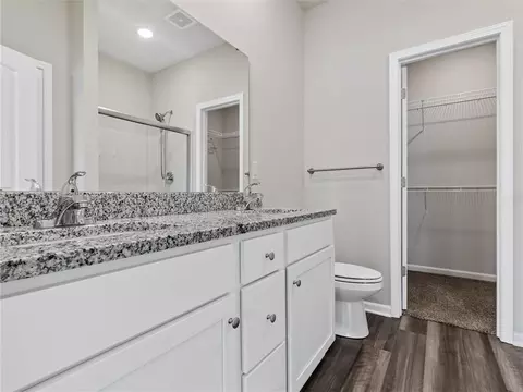 Bath - 2104 Crestview Pl, Raymore, MO 64083 photo 3 of 3
