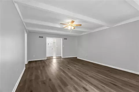 Living - 611 SW Murray Rd, Lees Summit, MO 64081 photo 3 of 5