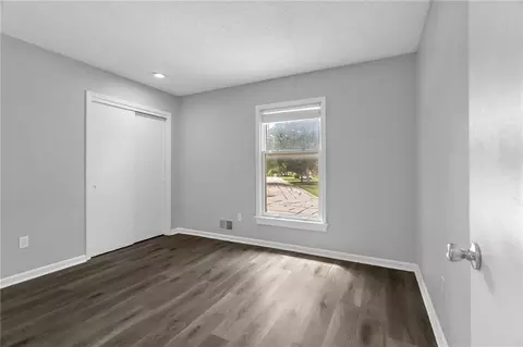 Bedroom - 611 SW Murray Rd, Lees Summit, MO 64081 photo 1 of 4