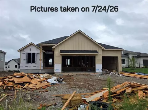 11251 S Gleason Rd, Olathe, KS 66061