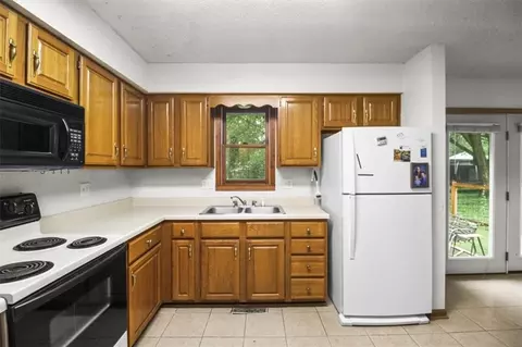 Kitchen - 703 E Maple St, Archie, MO 64725 photo 3 of 3