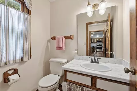 Bath - 1597 El Dorado Dr, Lawrence, KS 66049 photo 1 of 4