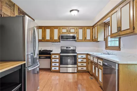 Kitchen - 1597 El Dorado Dr, Lawrence, KS 66049 photo 2 of 4